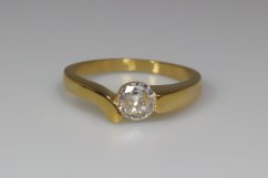 Dotek elegance (zlatý) - Prsten